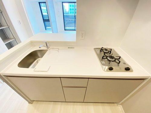 コンフォリア・リヴ北浜淡路町のキッチン