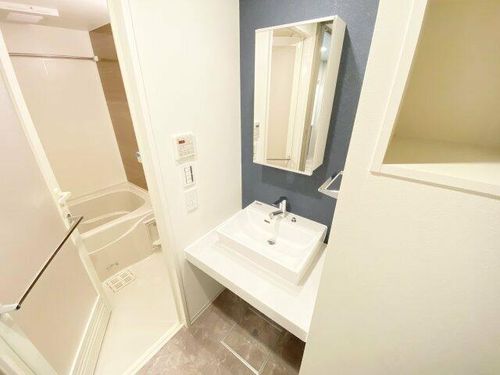 コンフォリア・リヴ北浜淡路町の内装