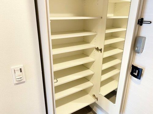 コンフォリア・リヴ北浜淡路町の内装