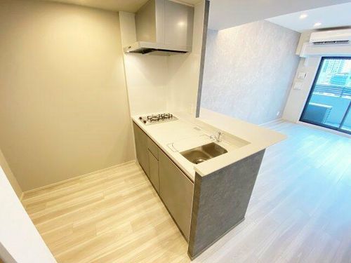 コンフォリア・リヴ北浜淡路町のキッチン