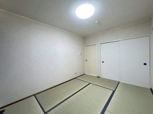 COSMO HOUSE Bの内装