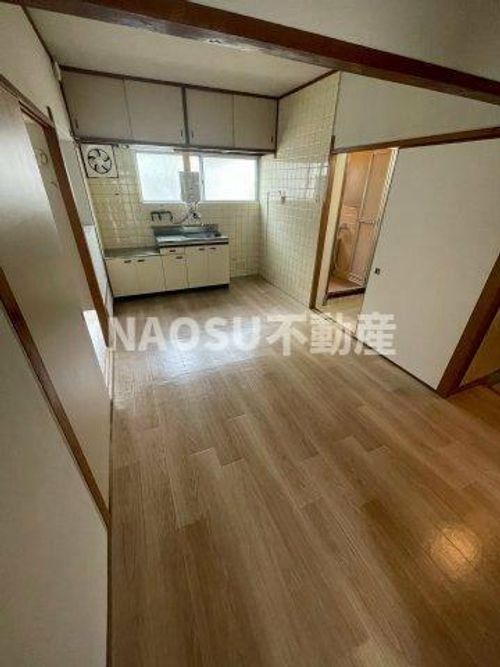 今井ハイツ207の居間