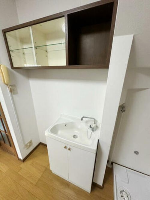 兵庫県神戸市中央区中山手通4丁目(一戸建)の賃貸物件1-2の内装