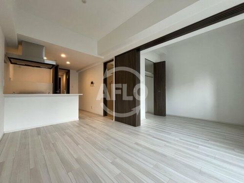 S-RESIDENCE江坂Libleの居間