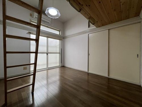 グリーンヒルズ神和103の内装