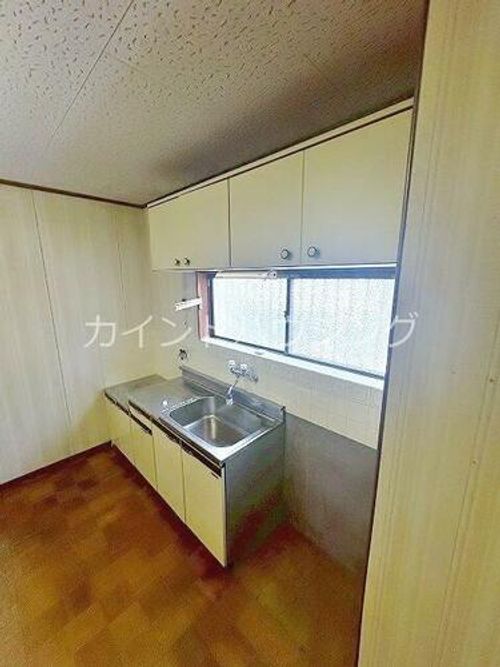 大阪府泉佐野市泉ケ丘5丁目(一戸建)の賃貸物件のキッチン