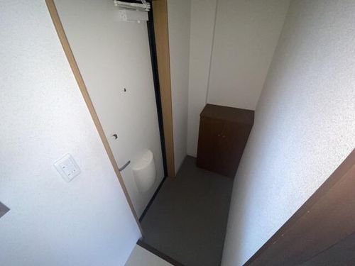 アメニティハイム御立103の玄関