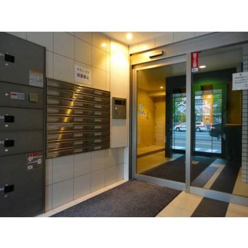 北海道札幌市中央区南一条西17丁目(マンション)の賃貸物件の玄関