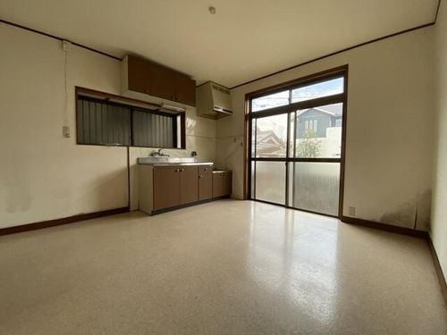 兵庫県姫路市白浜町宇佐崎中3丁目(一戸建)の賃貸物件8の居間