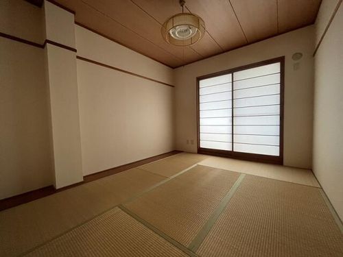 ラフォーレカミサキ 南館301の内装