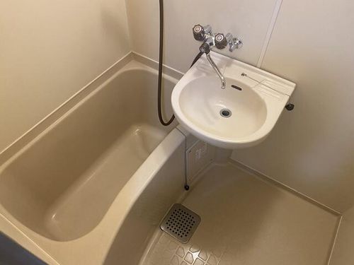 フォレストコート101の風呂