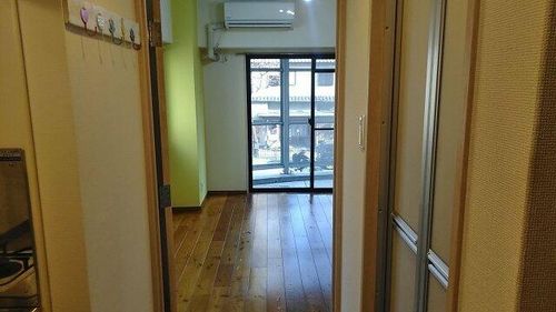 アクアリゾート六本松の居間