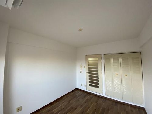 ヴェルドミール姫路503の内装