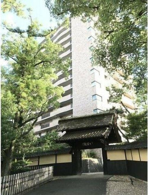 アーバンドエル八事石坂の外観