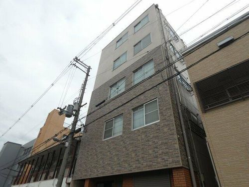 マンション関西の外観
