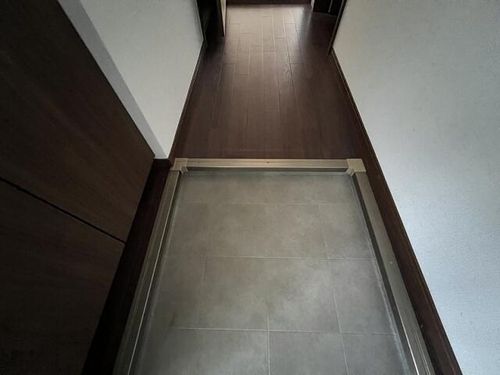 木橋ハイツ103の玄関