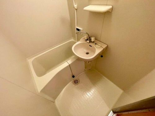 大阪府羽曳野市恵我之荘4丁目(一戸建)の賃貸物件の風呂