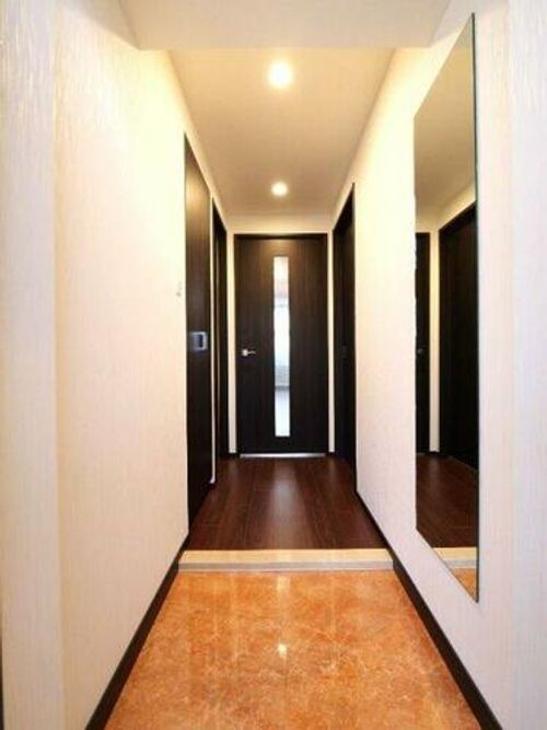 プレジオ帝塚山の玄関