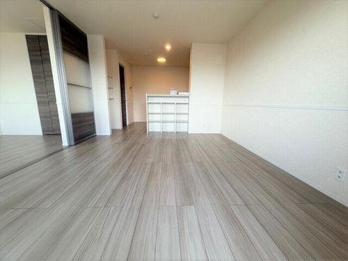 アベニール203の内装