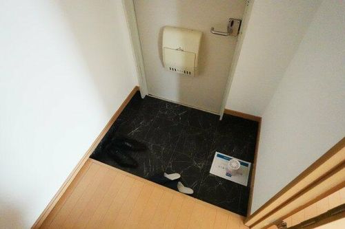 カーサ中田の玄関