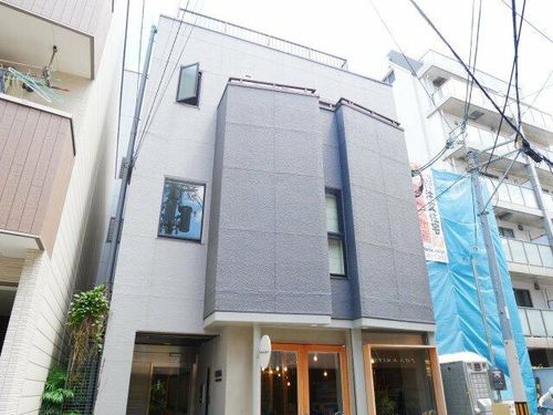 コスタ河堀口の外観