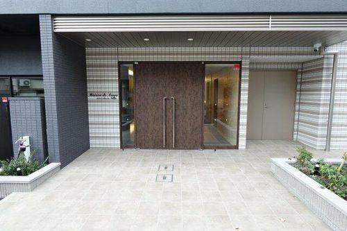 MaisondeAzureの玄関
