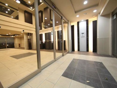 エステムプラザ名古屋駅前プライムタワーの玄関