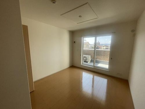 アルメールM207の内装