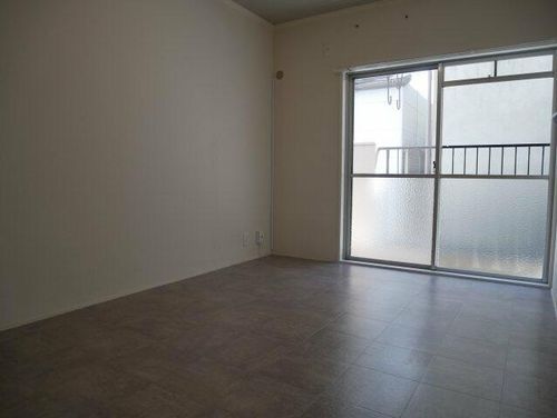 シャルムハイツ王子の内装