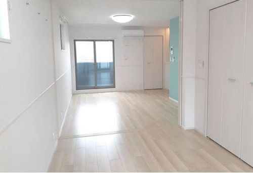 Yシャトレーヌ3301の内装