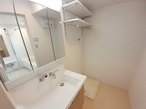 Yシャトレーヌ3301の内装