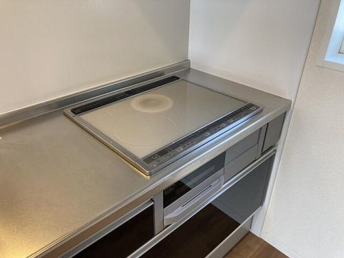 リメインらかんN棟302のキッチン