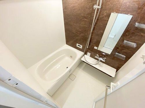 メゾンドボヌール弁天町の風呂