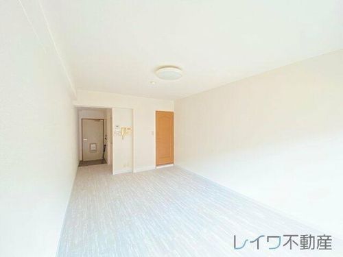 ライオンズシティ難波南の居間