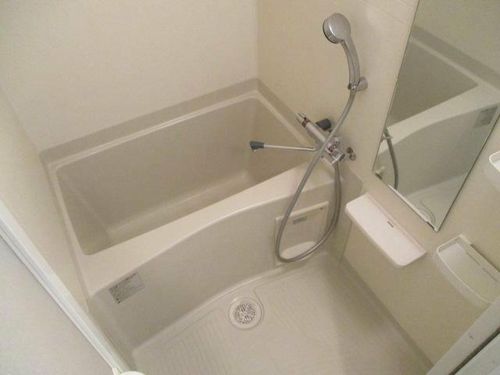 プレサンス上前津グレースの風呂