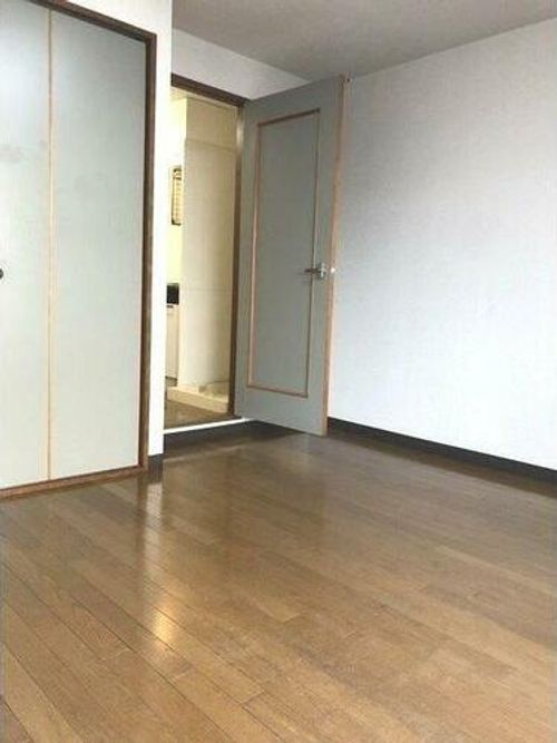PIAA YOSHINOY-06の内装
