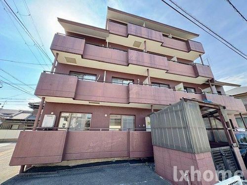 沢良宜レジデンスの外観