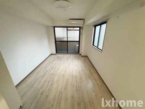 ハイツ茨木の居間