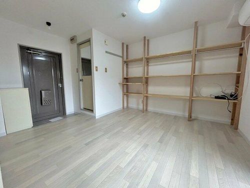 シャトー平野の居間