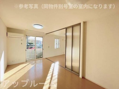 コピス神領の居間