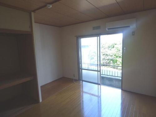 パナハイツ田中の内装