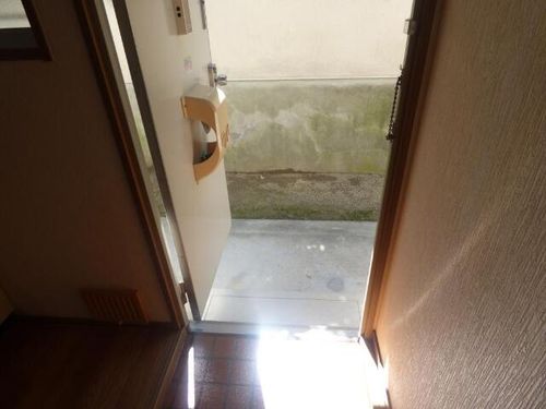 パナハイツ田中の玄関