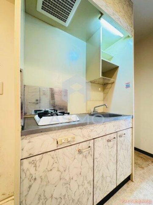 ブルービー玉造のキッチン