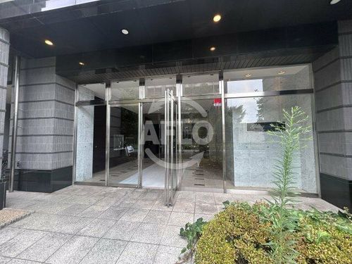 セノアタワー新大阪の玄関