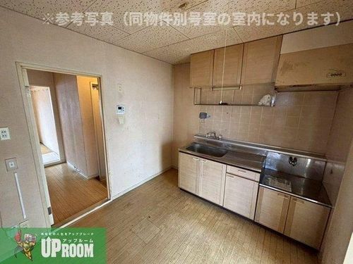 レ・リーサ202の居間