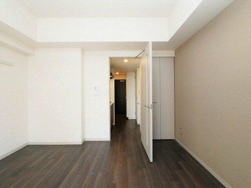 プレサンス谷町リーベの居間