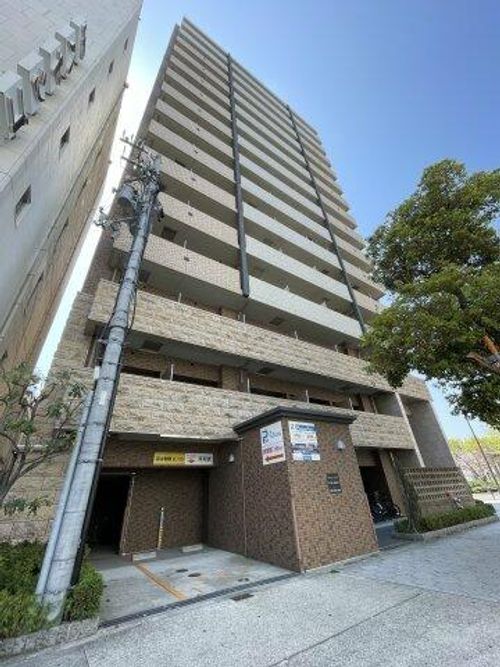 プレサンス難波元町の外観