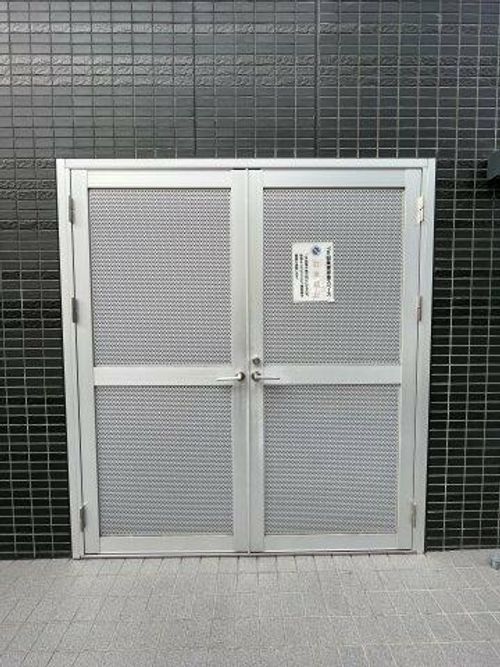 スワンズ谷町セントシティの玄関