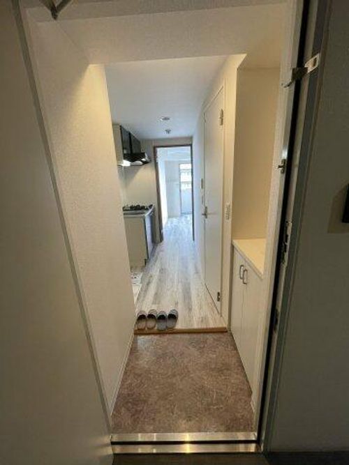 リップルナンバイーストの玄関