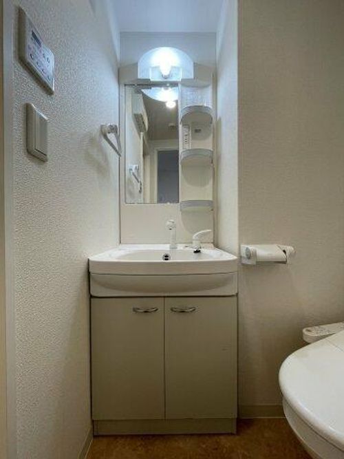 リップルナンバイーストの内装